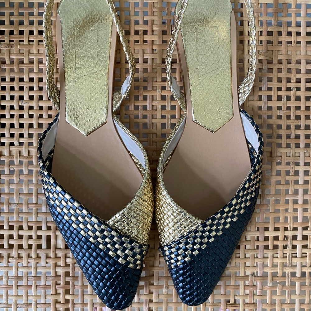 -SOLD-ZARA pointed sling backs